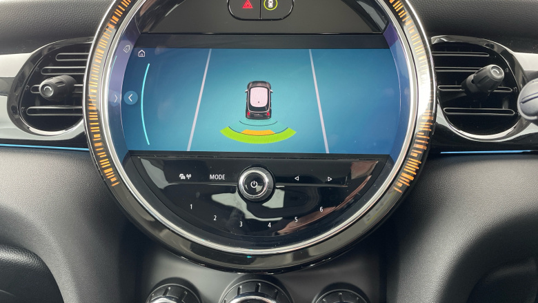 MINI Hatchback 1.5 Cooper Classic 3dr Auto Petrol Hatchback